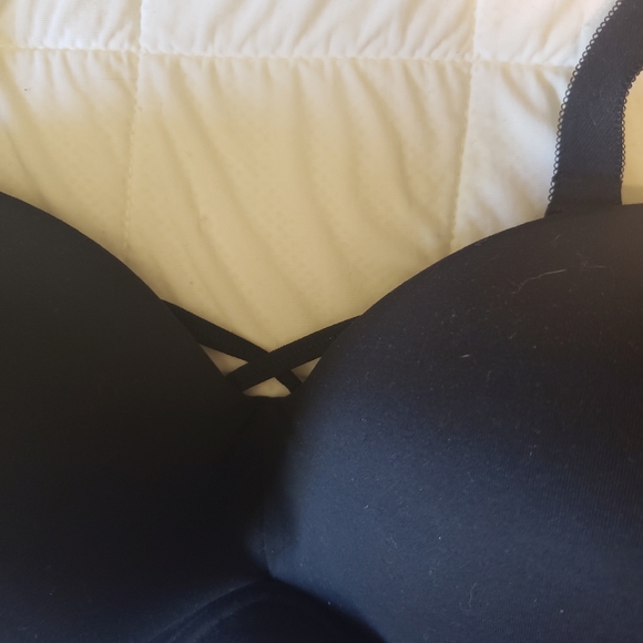 Torrid Black 46DD Wire Free Push Up bra - Picture 2 of 4